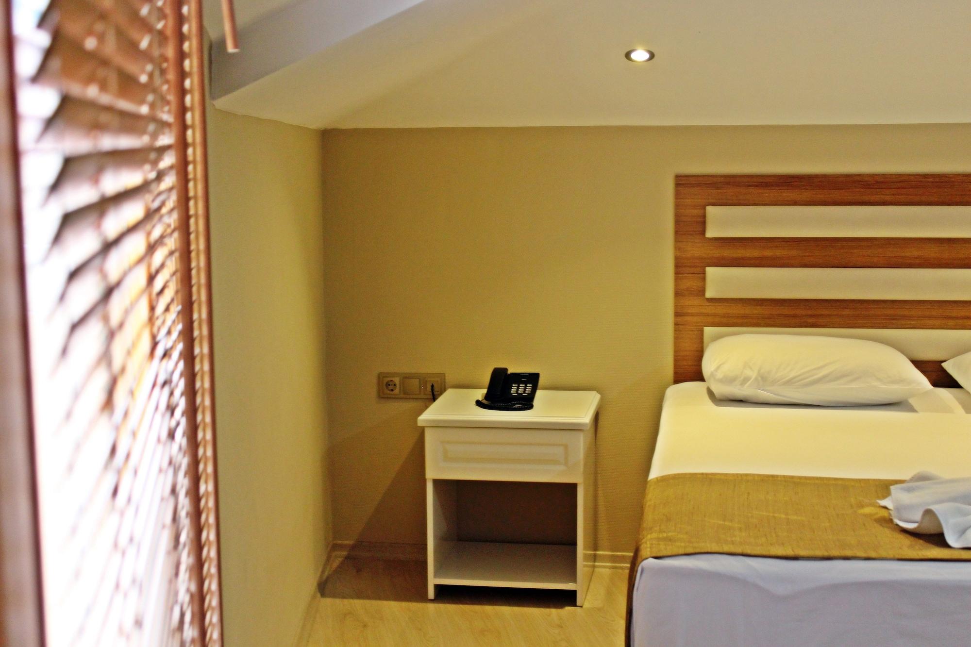 Feza Otel Trabzon Kültér fotó